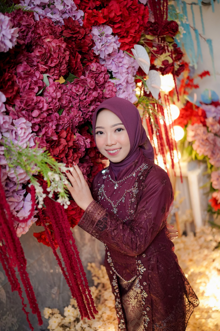 https://kukung-windri.webnikah.com/dirmember/00000028/kukung/photo-275748-324818-l-202506230130.jpg