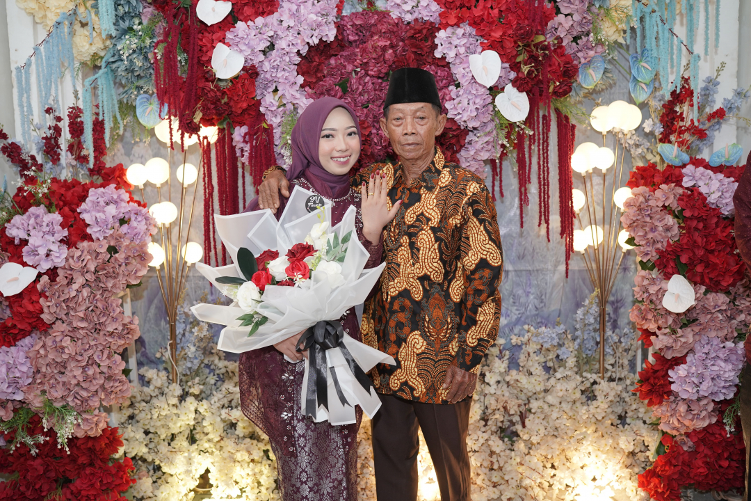 https://kukung-windri.webnikah.com/dirmember/00000028/kukung/photo-275748-326332-l-202508050438.jpg